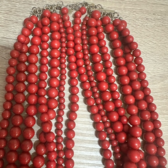 Elegant Red Beaded Necklace - Picture 3 of 6